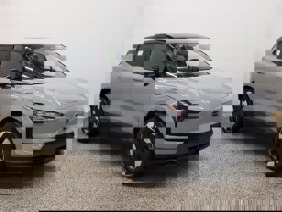 New 2025 Volvo EX30 Plus w/ Protection Package Premier