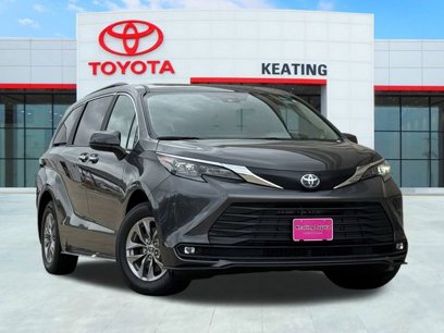 New 2025 Toyota Sienna XLE