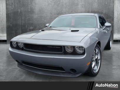 Used 2014 Dodge Challenger SXT