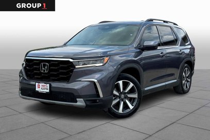 Used 2025 Honda Pilot Touring