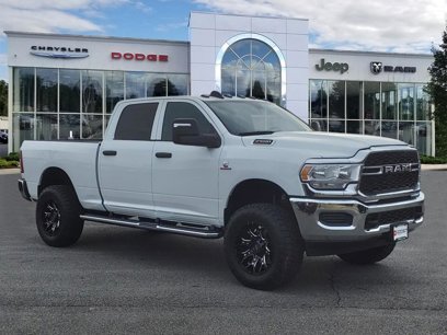 New 2024 RAM 2500 Tradesman w/ Chrome Appearance Group