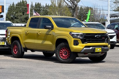Used 2023 Chevrolet Colorado Z71 w/ Z71 Convenience Package 2