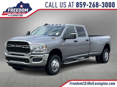 New 2024 RAM 3500 Tradesman w/ Chrome Appearance Group