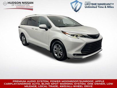 Used 2022 Toyota Sienna Platinum