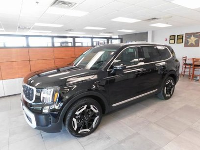 Used 2024 Kia Telluride EX w/ EX Captain's Chair Package