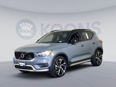 Used 2021 Volvo XC40 T5 R-Design w/ Advanced Package