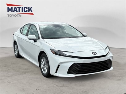 New 2025 Toyota Camry LE