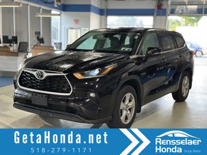 Used 2021 Toyota Highlander LE