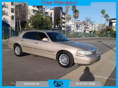 Used 2007 Lincoln Town Car Signature