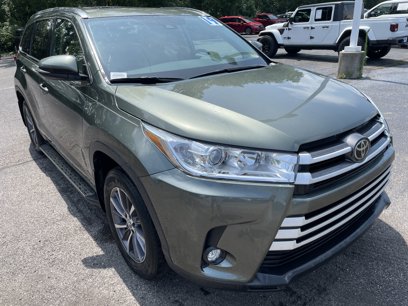 Used 2019 Toyota Highlander XLE