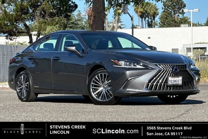 Used 2022 Lexus ES 300h w/ Premium Package