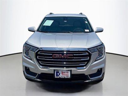 Used 2022 GMC Terrain SLT w/ Infotainment Package II