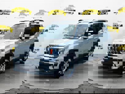 Used 2019 Jeep Renegade Latitude w/ Popular Equipment Group