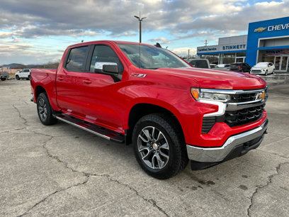 New 2025 Chevrolet Silverado 1500 LT