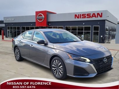 Used 2024 Nissan Altima 2.5 SV