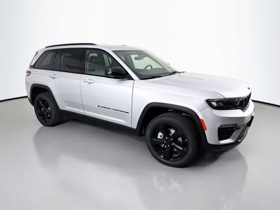 New 2025 Jeep Grand Cherokee Limited w/ Black Appearance Package
