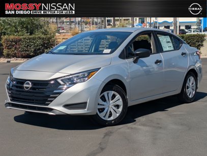 New 2025 Nissan Versa S w/ Trunk Package