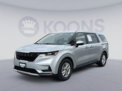 Used 2023 Kia Carnival LX