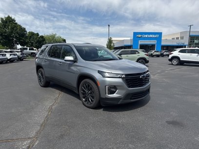 Used 2023 Chevrolet Traverse RS