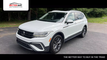Used 2022 Volkswagen Tiguan SE w/ Panoramic Sunroof Package