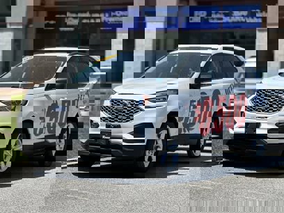 New 2024 Ford Edge SE
