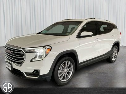 Used 2022 GMC Terrain SLT w/ Infotainment Package II