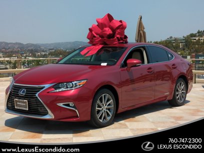 Used 2018 Lexus ES 300h w/ Navigation Package