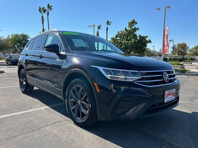 Used 2022 Volkswagen Tiguan SE