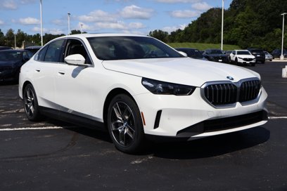 New 2024 BMW i5 eDrive40i w/ M Sport Package