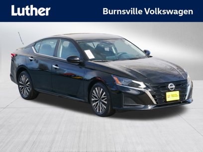 Used 2023 Nissan Altima 2.5 SV