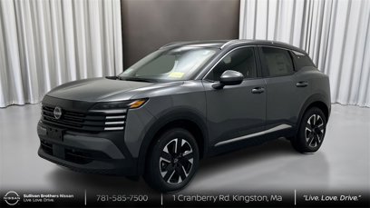 New 2025 Nissan Kicks SV