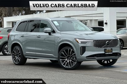 New 2025 Volvo XC90 B6 Core