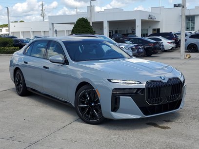 New 2025 BMW 760i xDrive w/ Executive Package