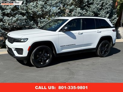 Used 2023 Jeep Grand Cherokee Altitude