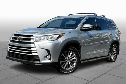 Used 2017 Toyota Highlander XLE