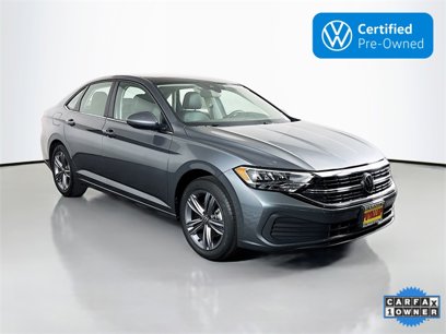 Used 2024 Volkswagen Jetta SE w/ Panoramic Sunroof Package