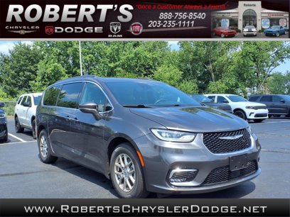 Certified 2022 Chrysler Pacifica Touring