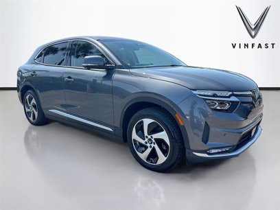 New 2025 VinFast VF 8 Eco