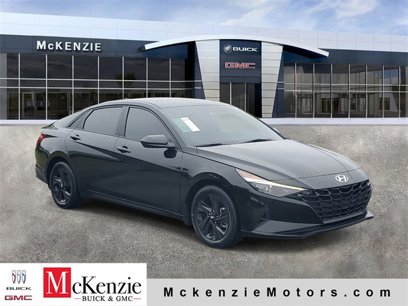Used 2023 Hyundai Elantra SEL w/ Cargo Package