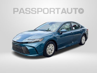 New 2025 Toyota Camry LE