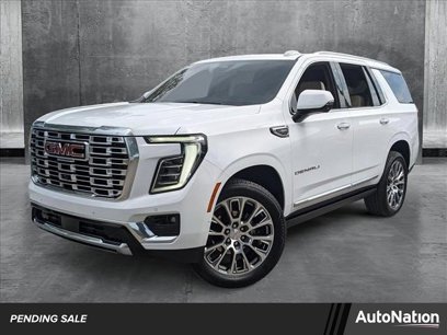Used 2025 GMC Yukon Denali w/ Sun & Power Step Package