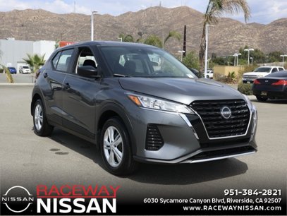 New 2025 Nissan Kicks S