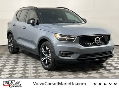 Used 2022 Volvo XC40 T5 R-Design