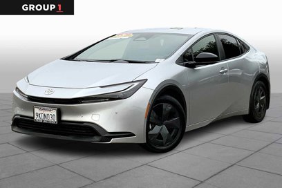 Used 2024 Toyota Prius LE