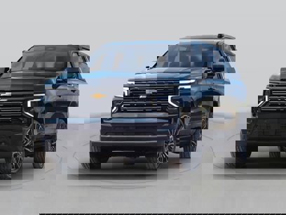 New 2025 Chevrolet Suburban LT w/ Comfort Package