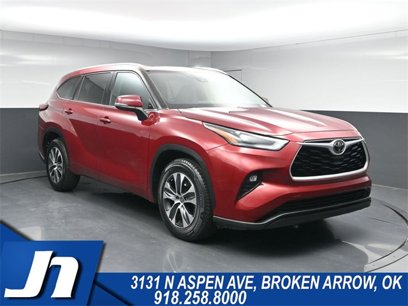 Used 2022 Toyota Highlander XLE