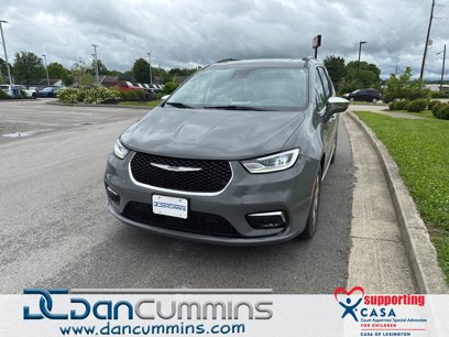 Used 2022 Chrysler Pacifica Limited