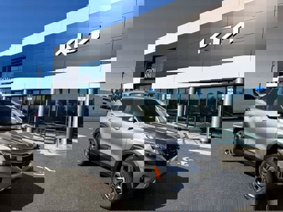New 2025 Kia Seltos LX