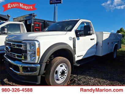 New 2023 Ford F450 XL w/ XL Chrome Package