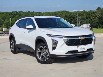 New 2025 Chevrolet Trax LT w/ LT Convenience Package